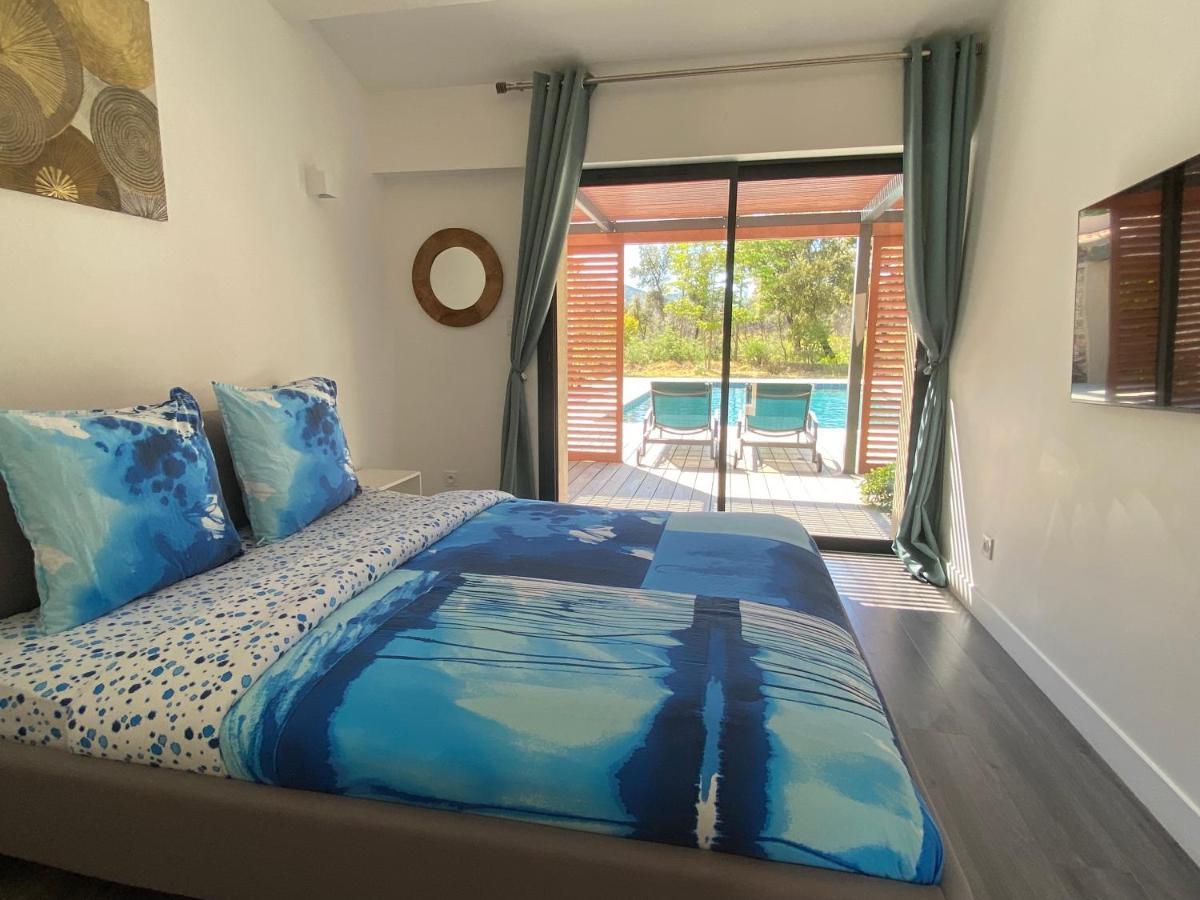 Magnifique Villa Avec Piscine Au Coeur Des Vignes Cogolin Dış mekan fotoğraf