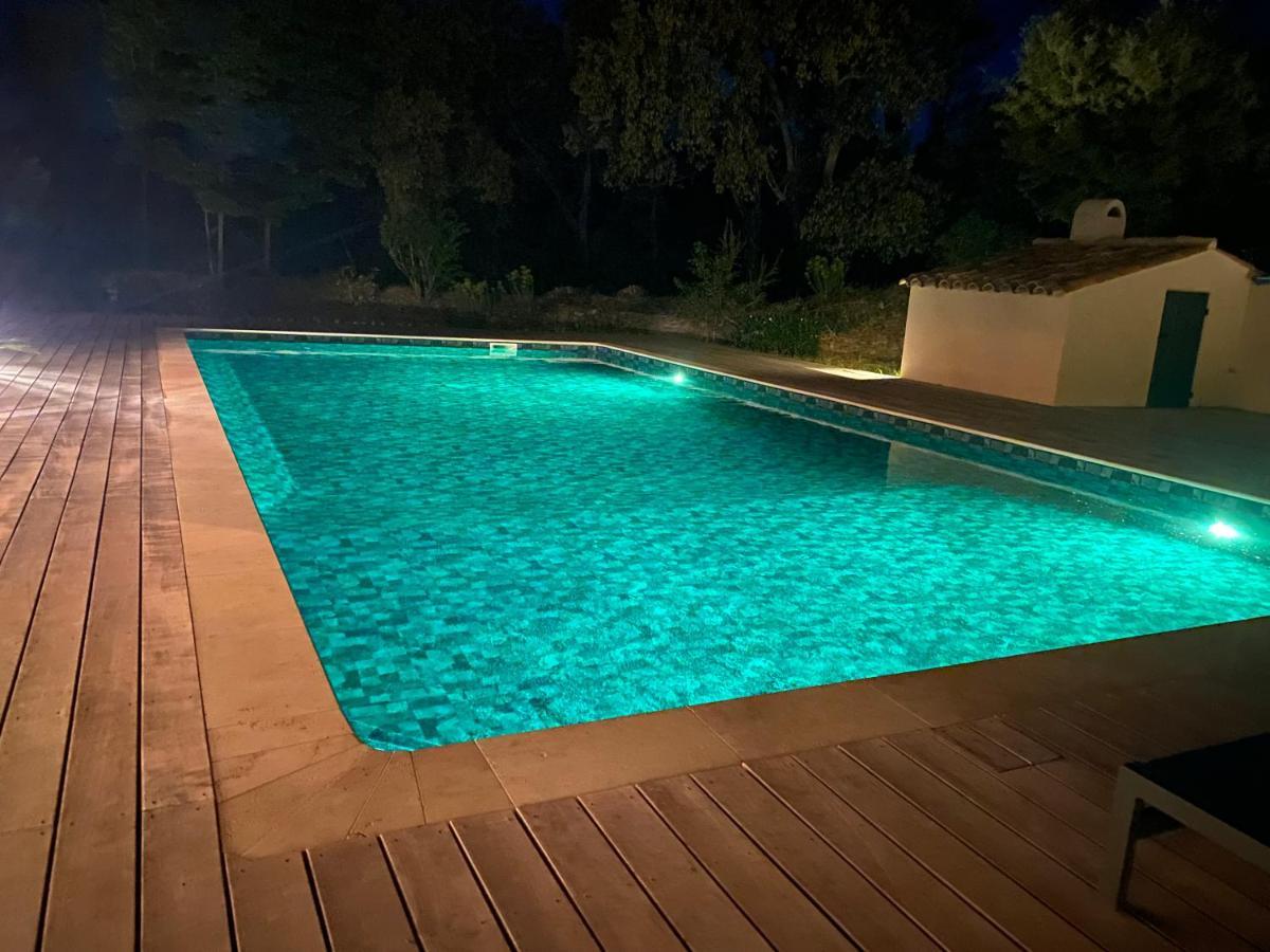 Magnifique Villa Avec Piscine Au Coeur Des Vignes Cogolin Dış mekan fotoğraf