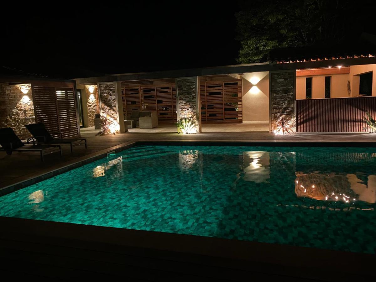 Magnifique Villa Avec Piscine Au Coeur Des Vignes Cogolin Dış mekan fotoğraf